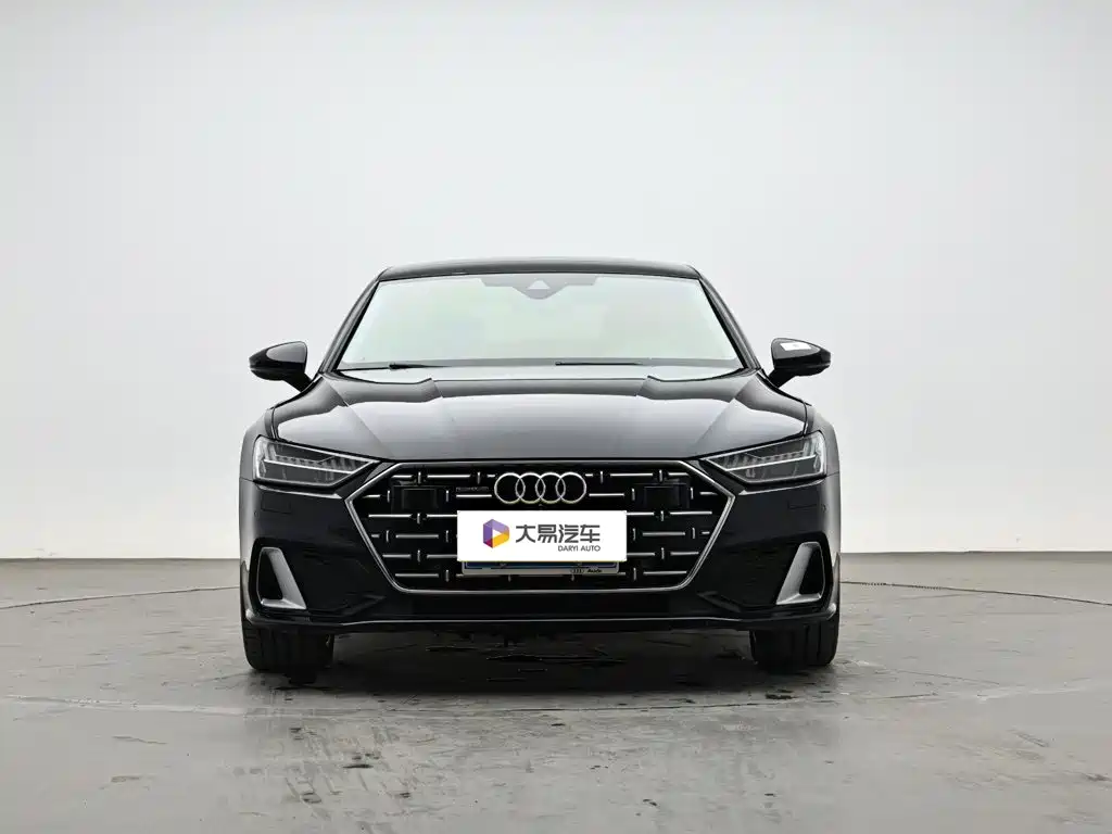 Audi A7L — фото 2