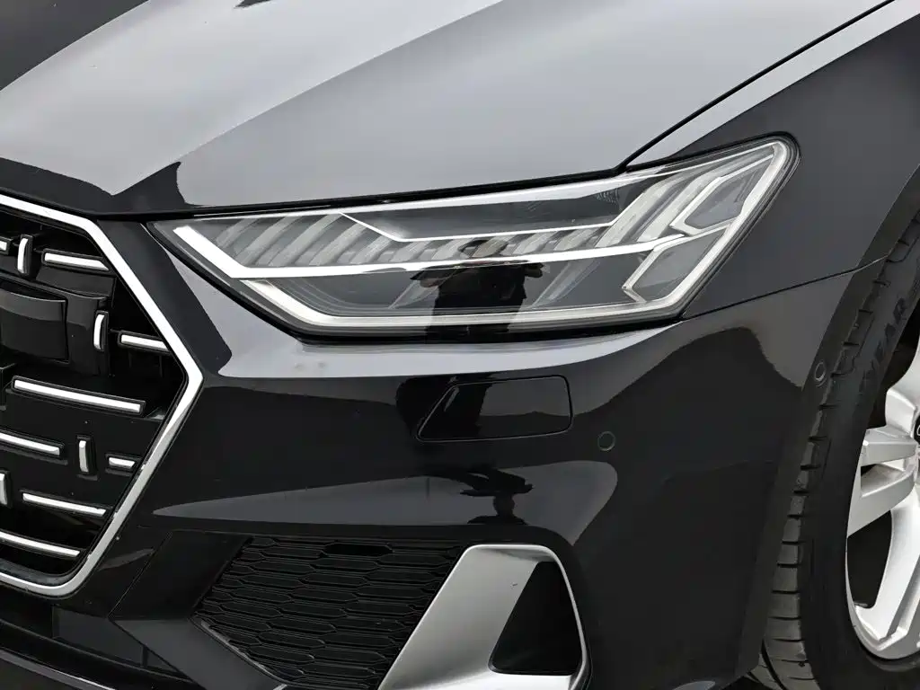 Audi A7L — фото 17