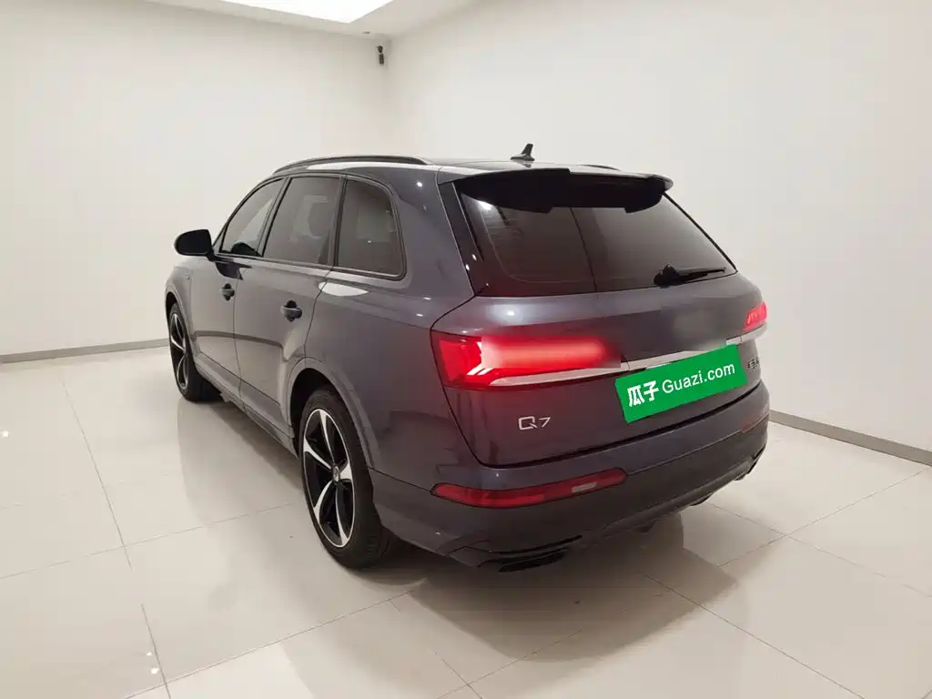Audi Q7 — фото 4