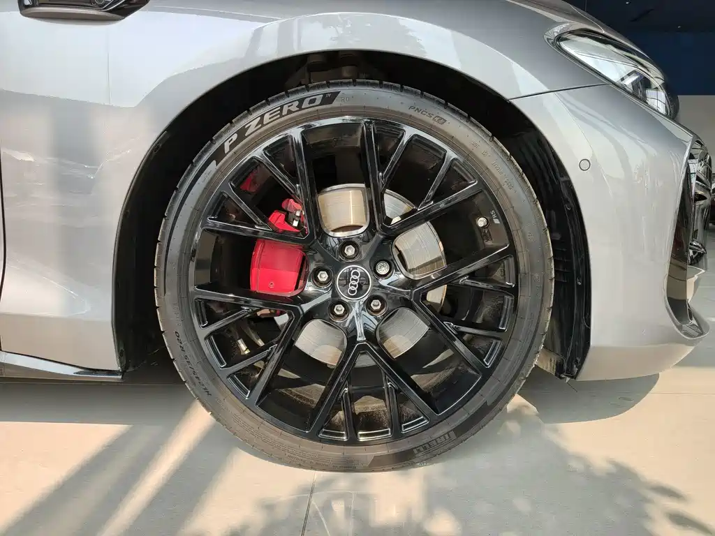 Audi A5L Sportback — фото 15
