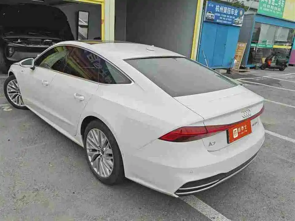 Audi A7 — фото 6