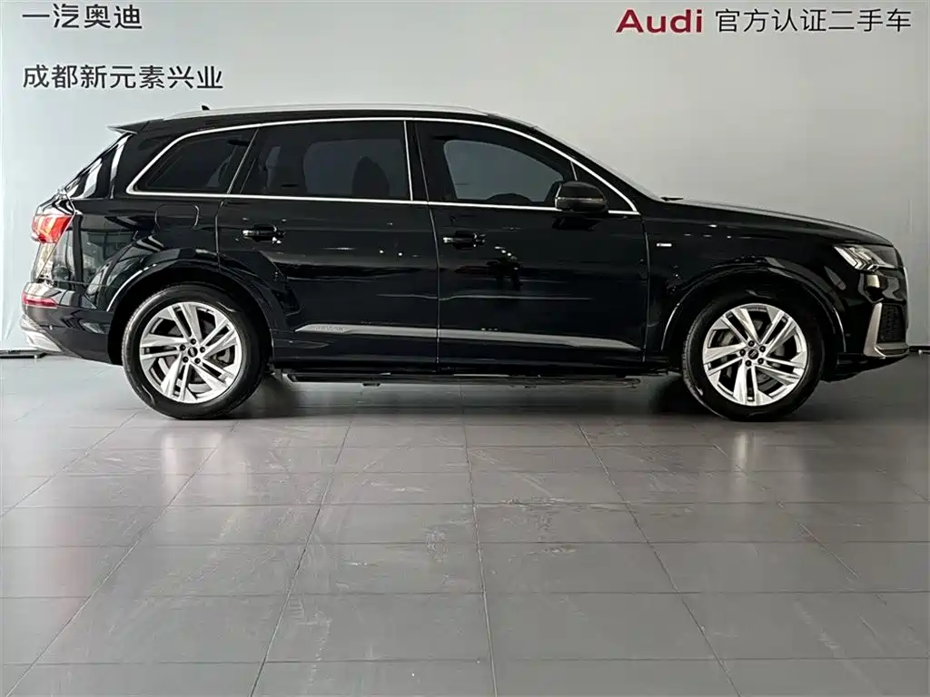 Audi Q7 — фото 3