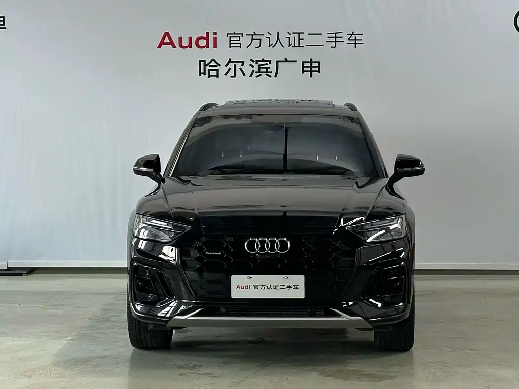 Audi Q5L — фото 2