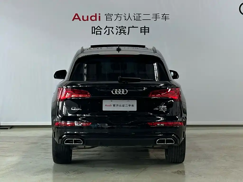 Audi Q5L — фото 3
