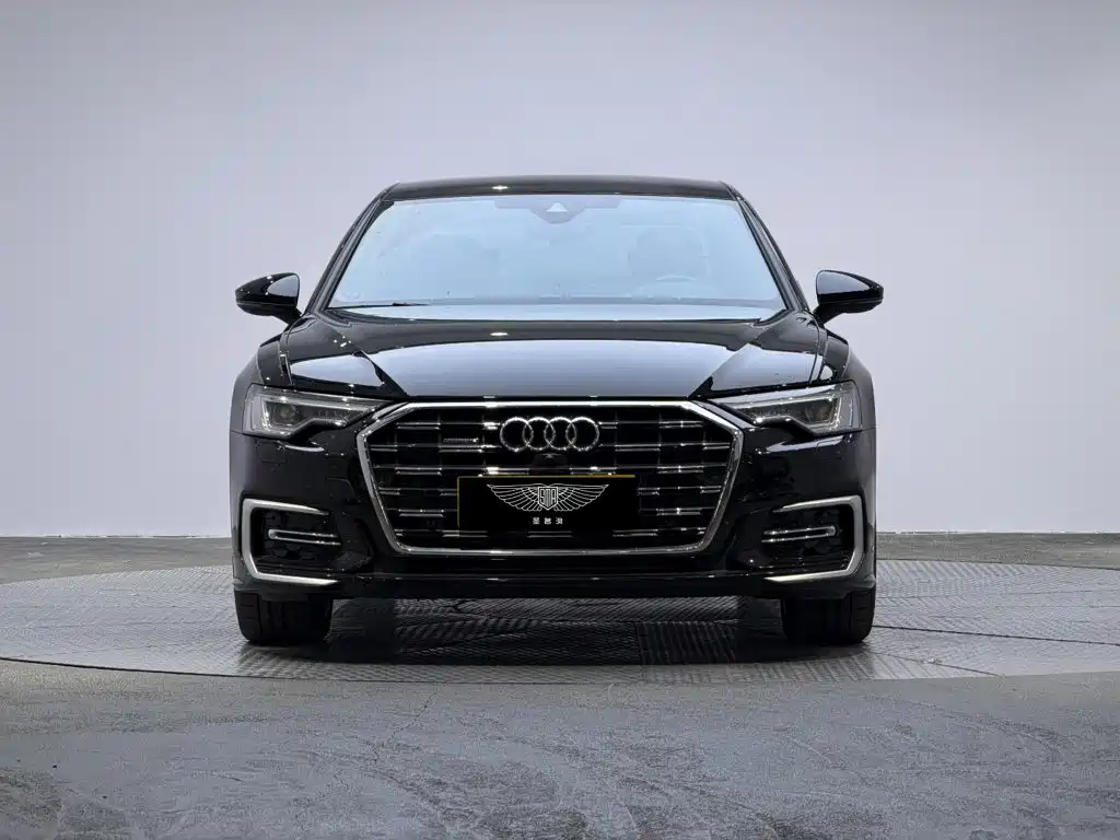 Audi A6L — фото 2