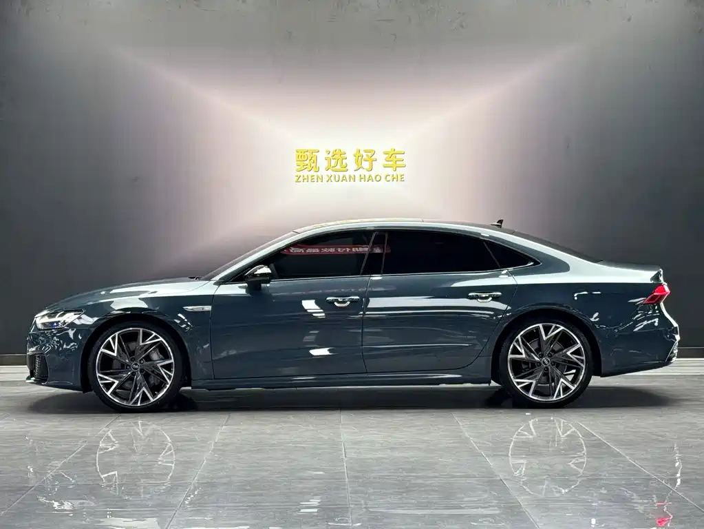 Audi A7L — фото 3