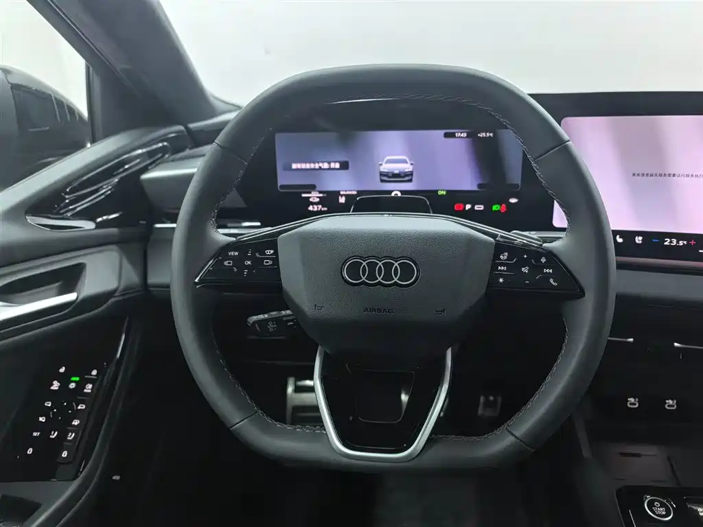 Audi A6L e-tron — фото 11