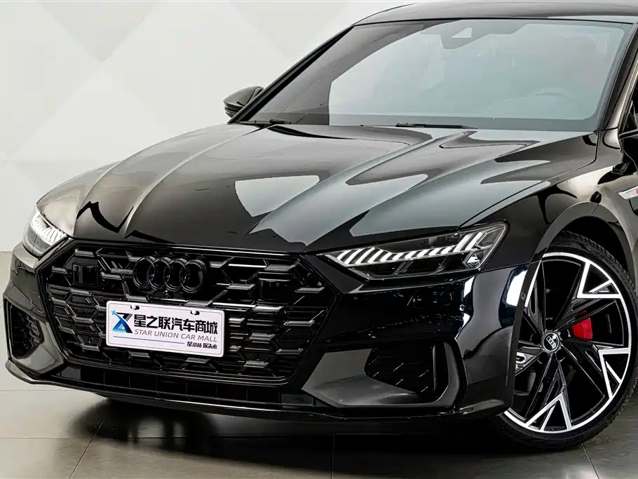 Audi A7L — фото 2