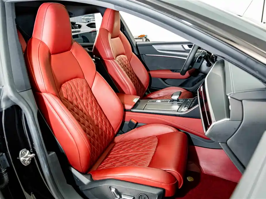 Audi A7L — фото 20