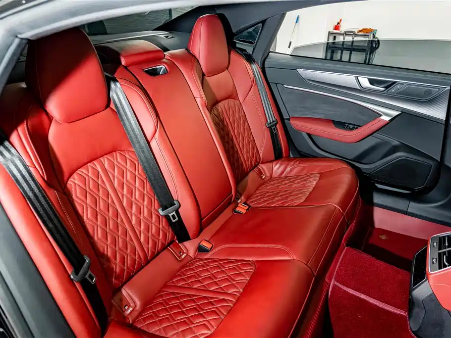 Audi A7L — фото 23