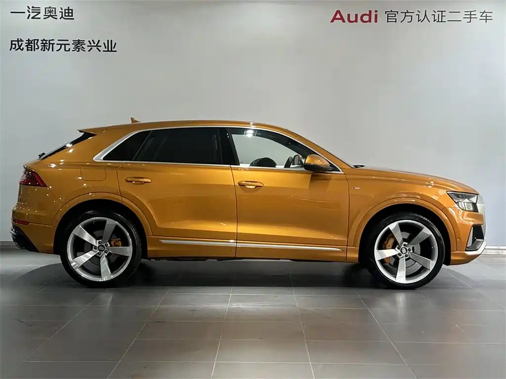 Audi Q8 — фото 3