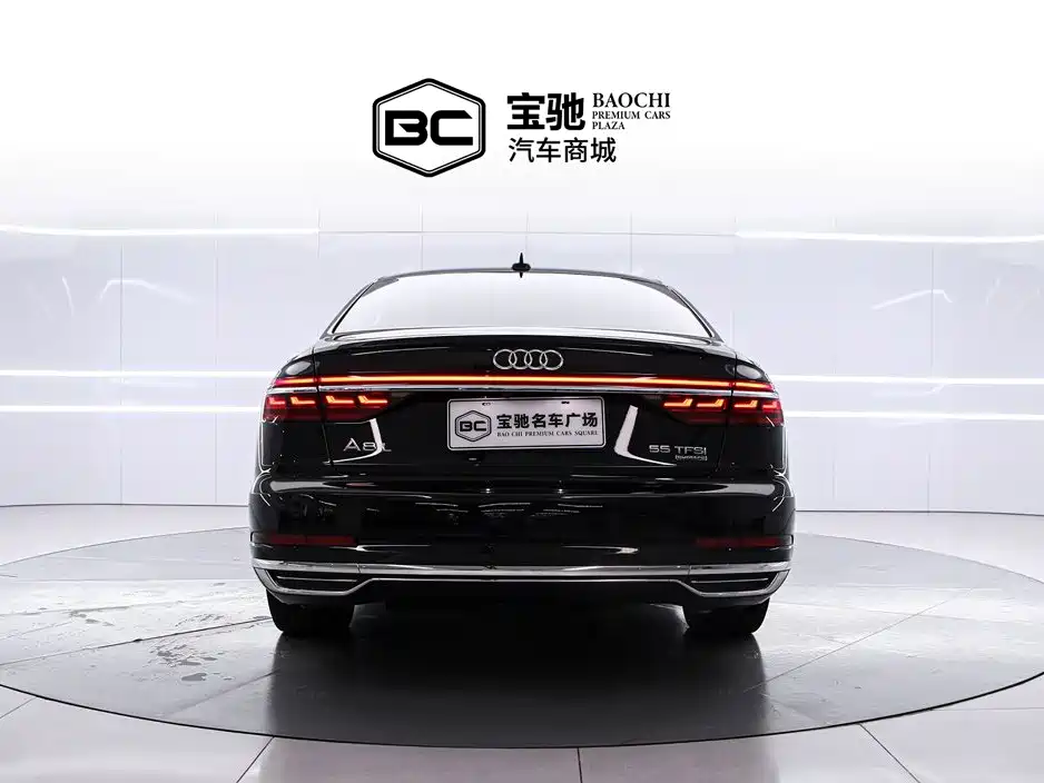Audi A8 — фото 4