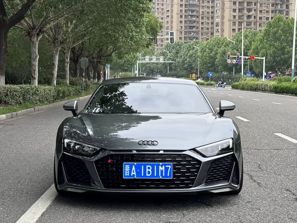 Audi R8 — фото 2