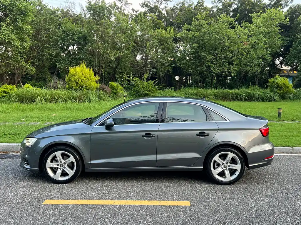 Audi A3 — фото 8