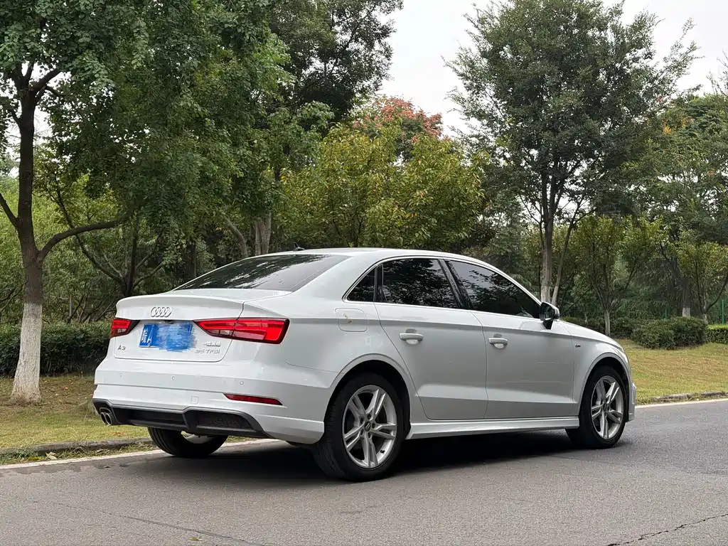 Audi A3 — фото 15