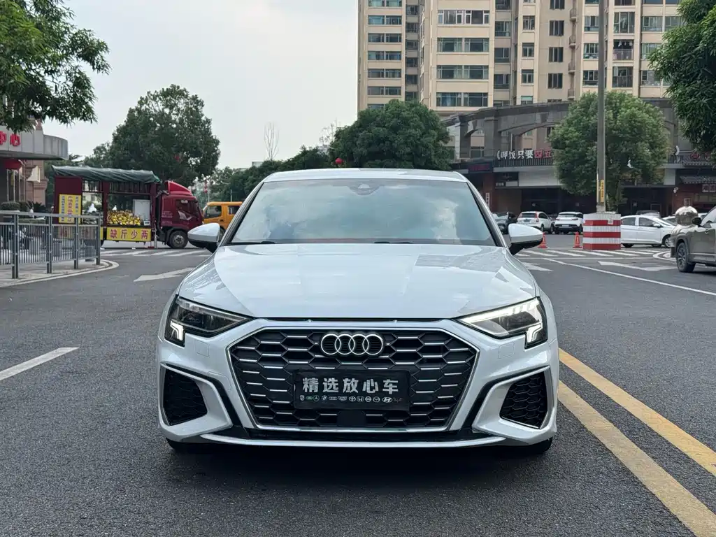 Audi A3 — фото 2