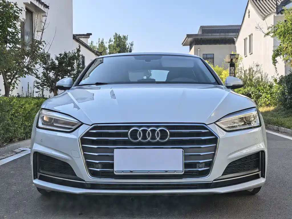 Audi A5 (Import) — фото 2