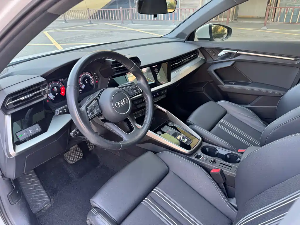 Audi A3 — фото 7