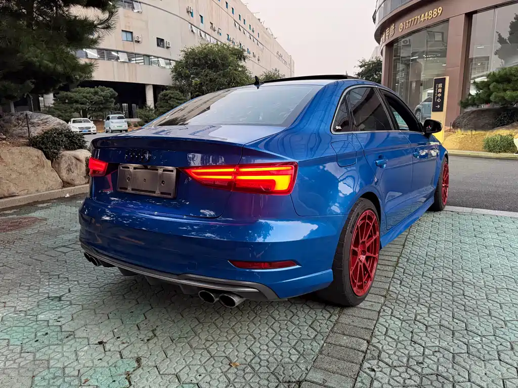 Audi S3 — фото 15