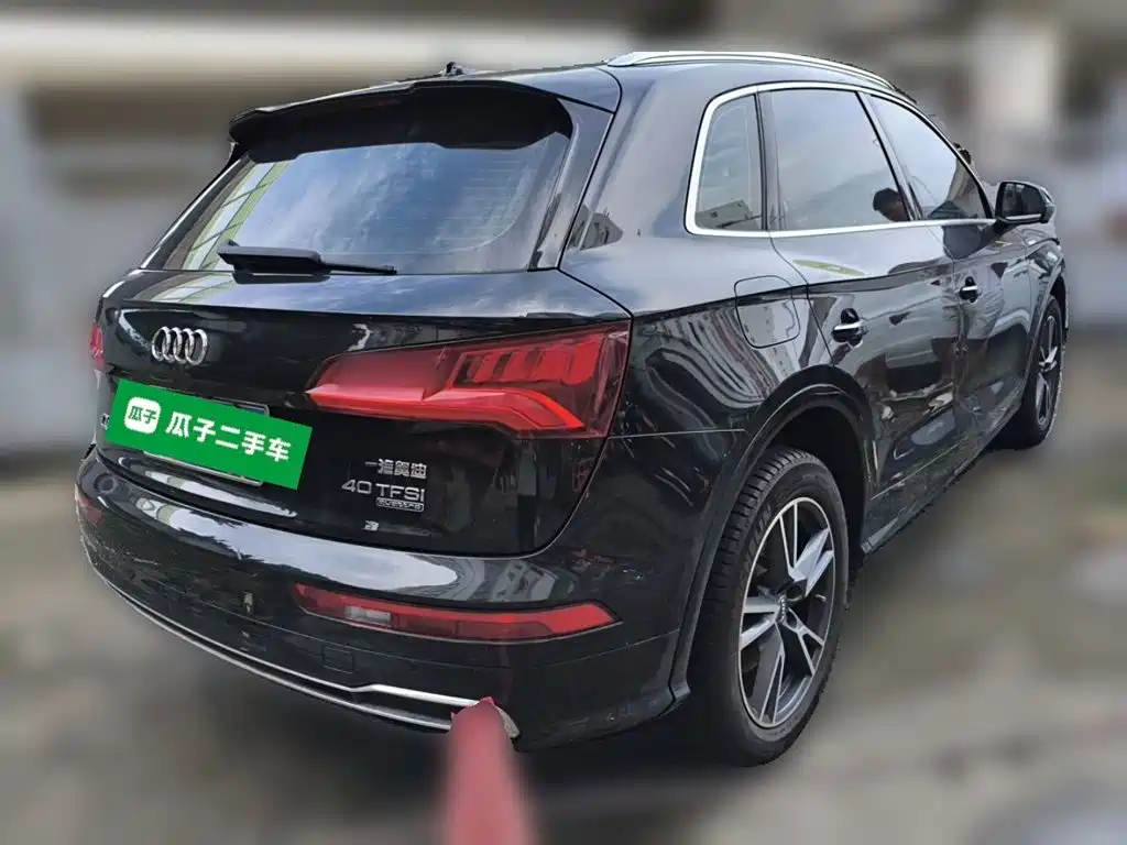 Audi Q5L — фото 4