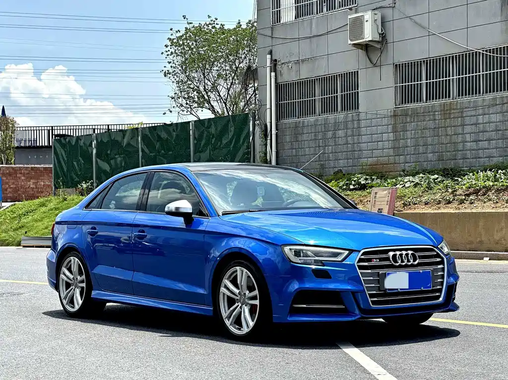 Audi S3 — фото 3