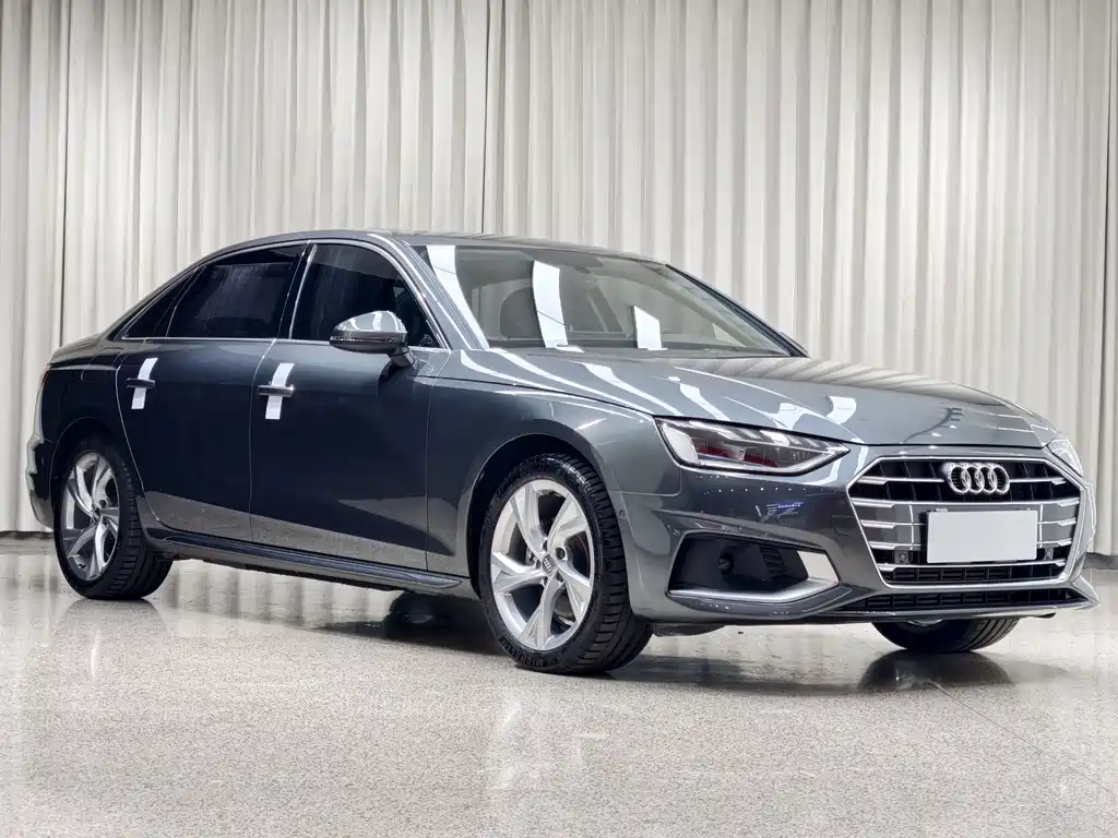 Audi A4L — фото 3