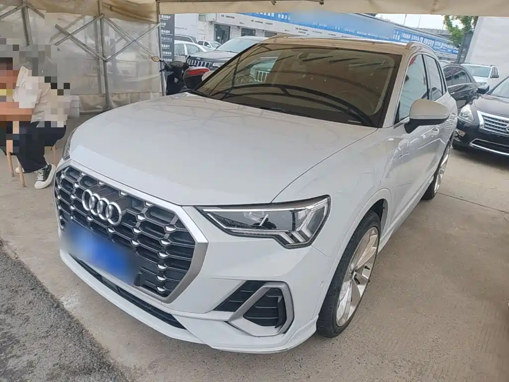 Audi Q3 — фото 2