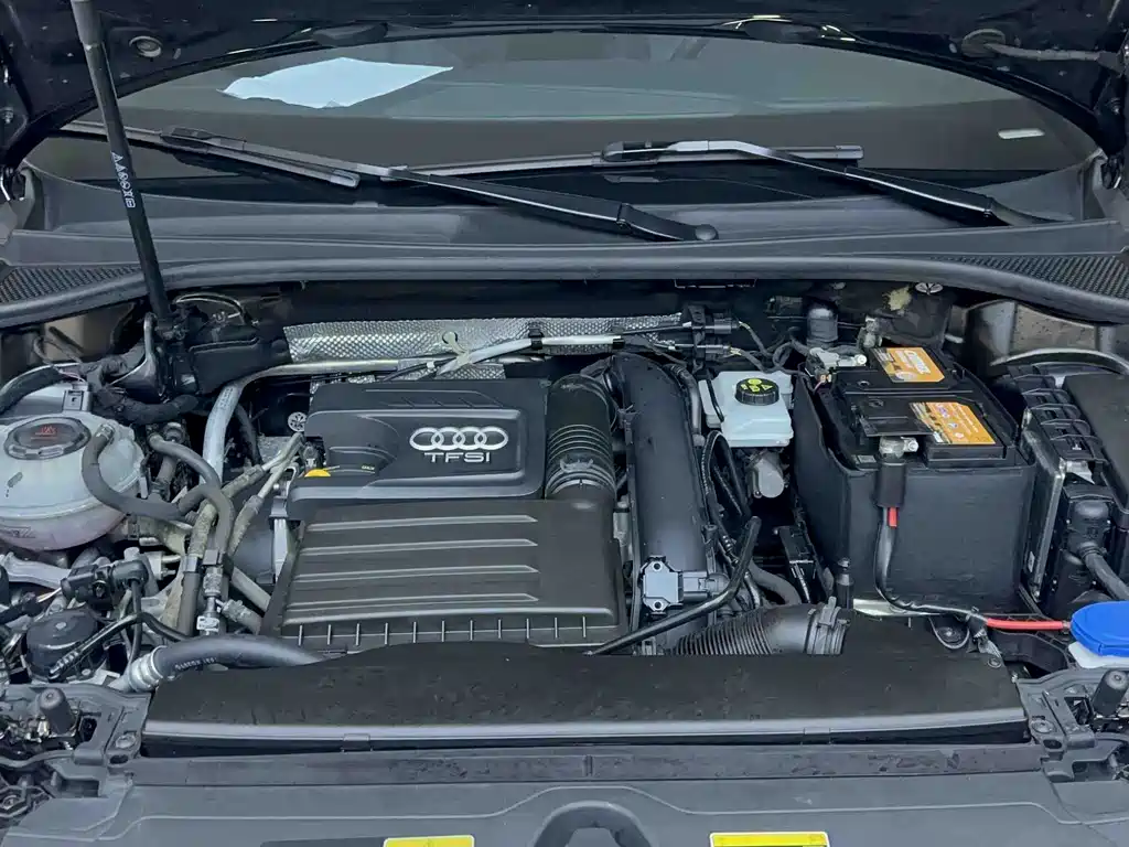 Audi Q3 Sportback — фото 16