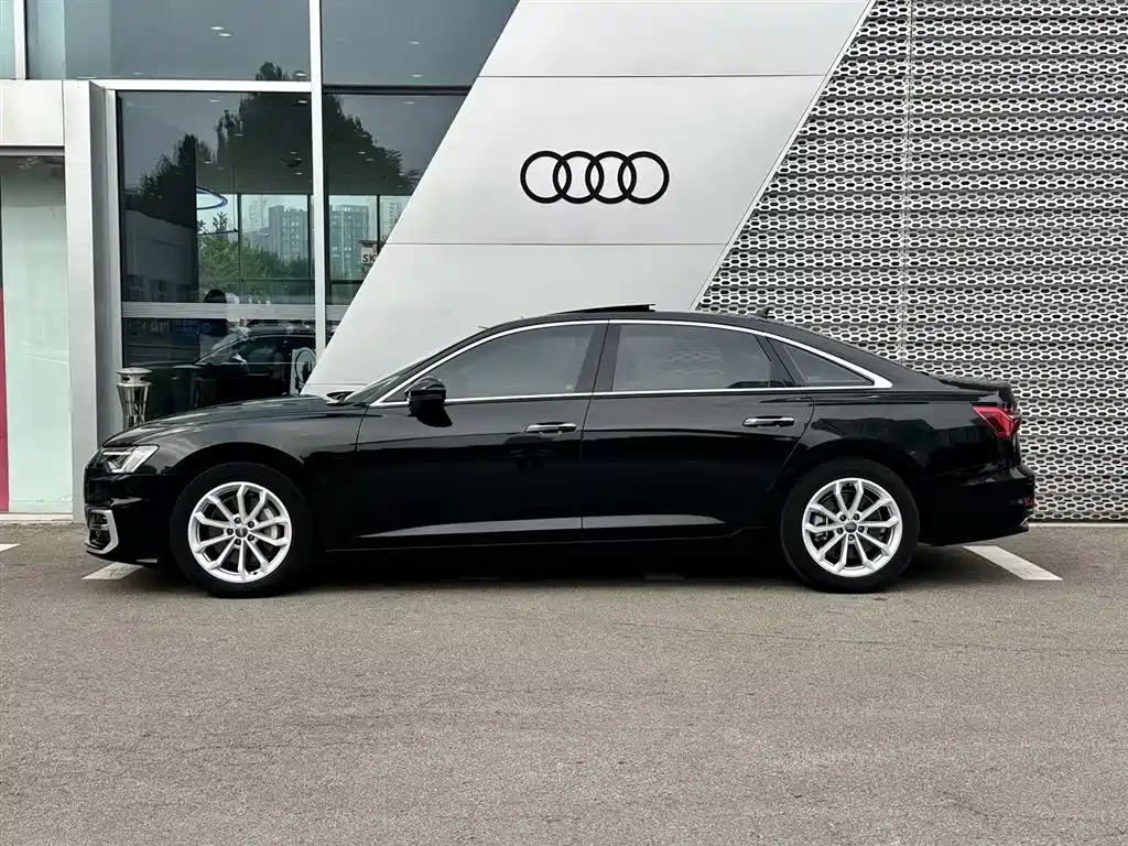 Audi A6L — фото 3