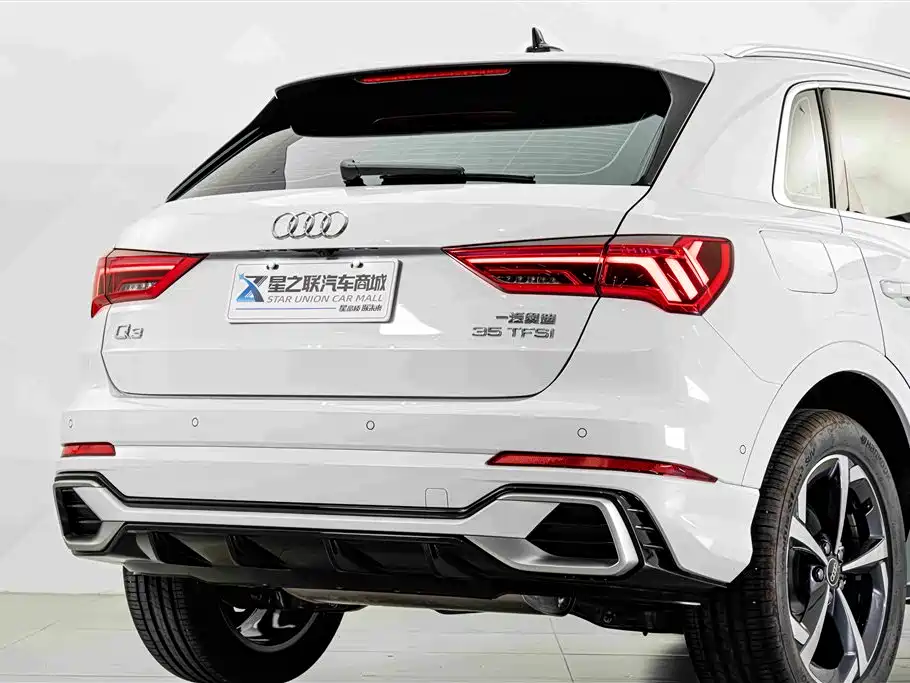 Audi Q3 — фото 7
