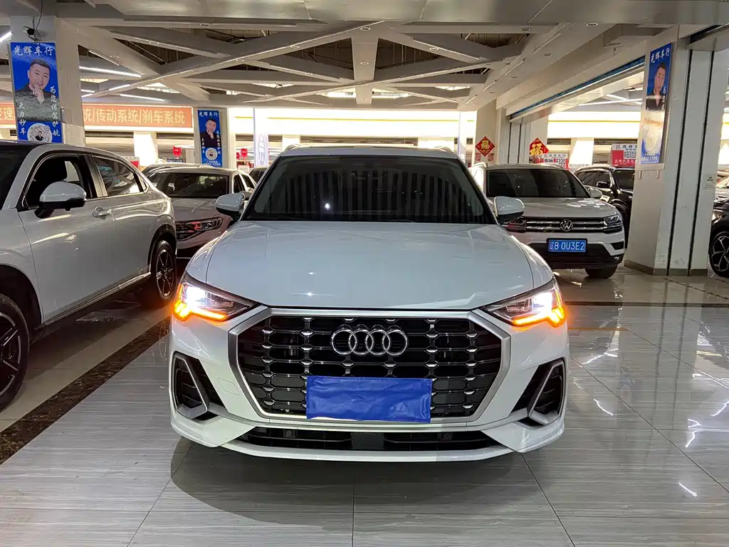Audi Q3 — фото 2