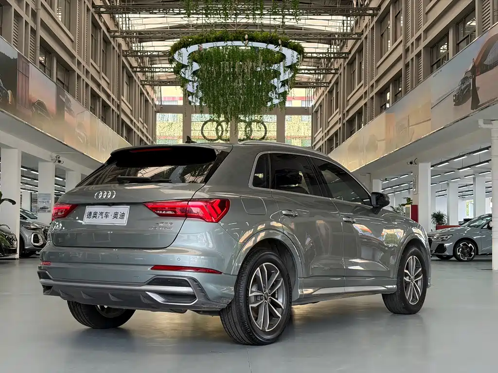 Audi Q3 — фото 3
