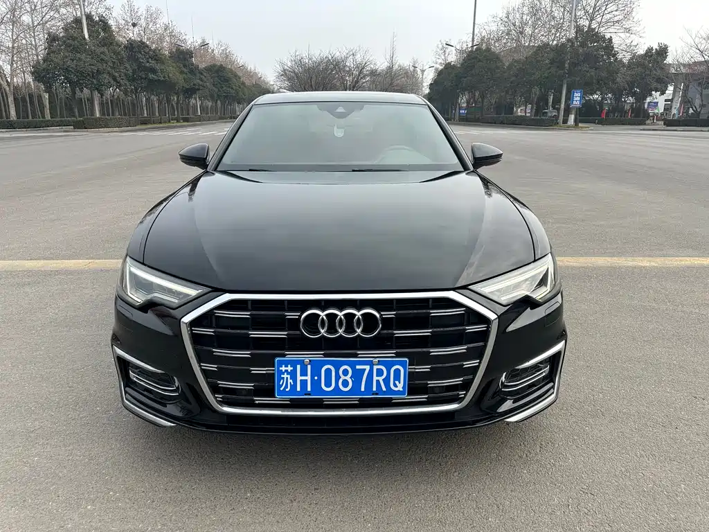 Audi A6L — фото 2