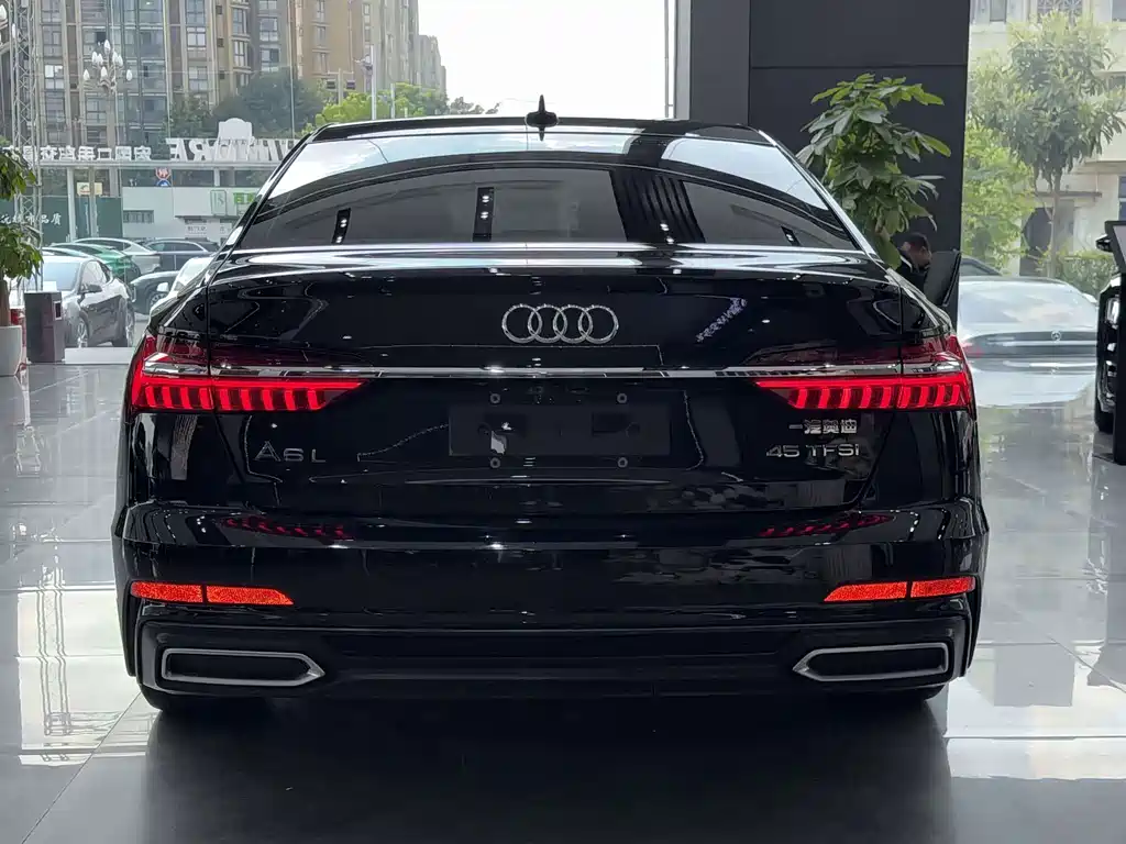 Audi A6L — фото 7