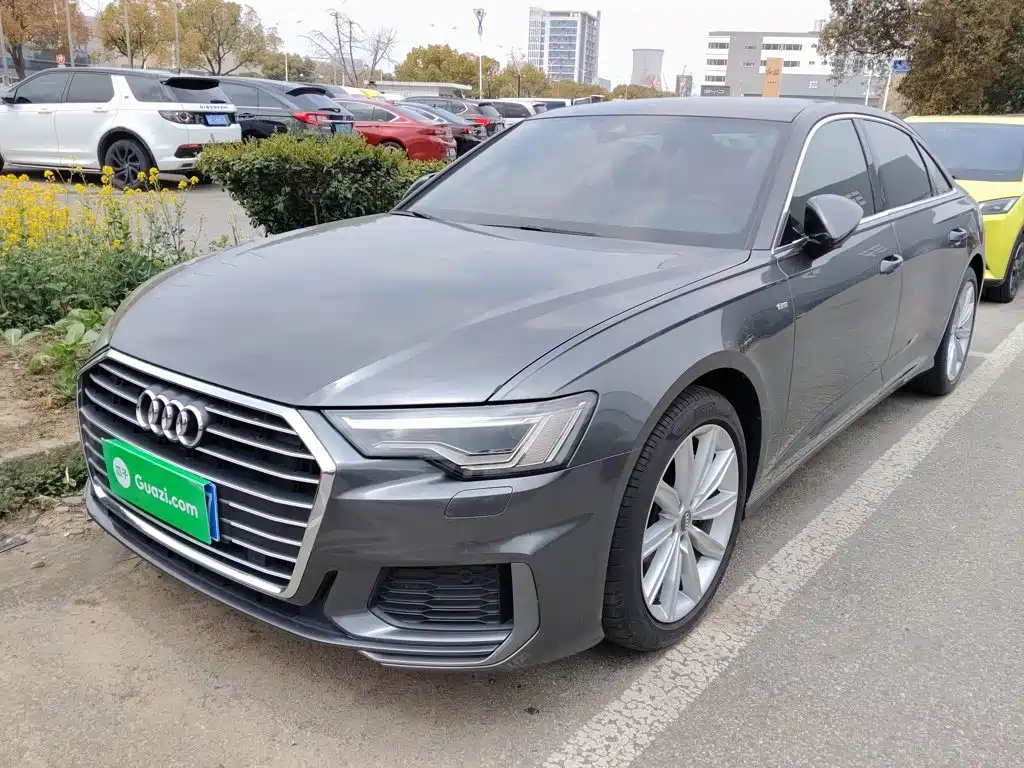 Audi A6L — фото 2