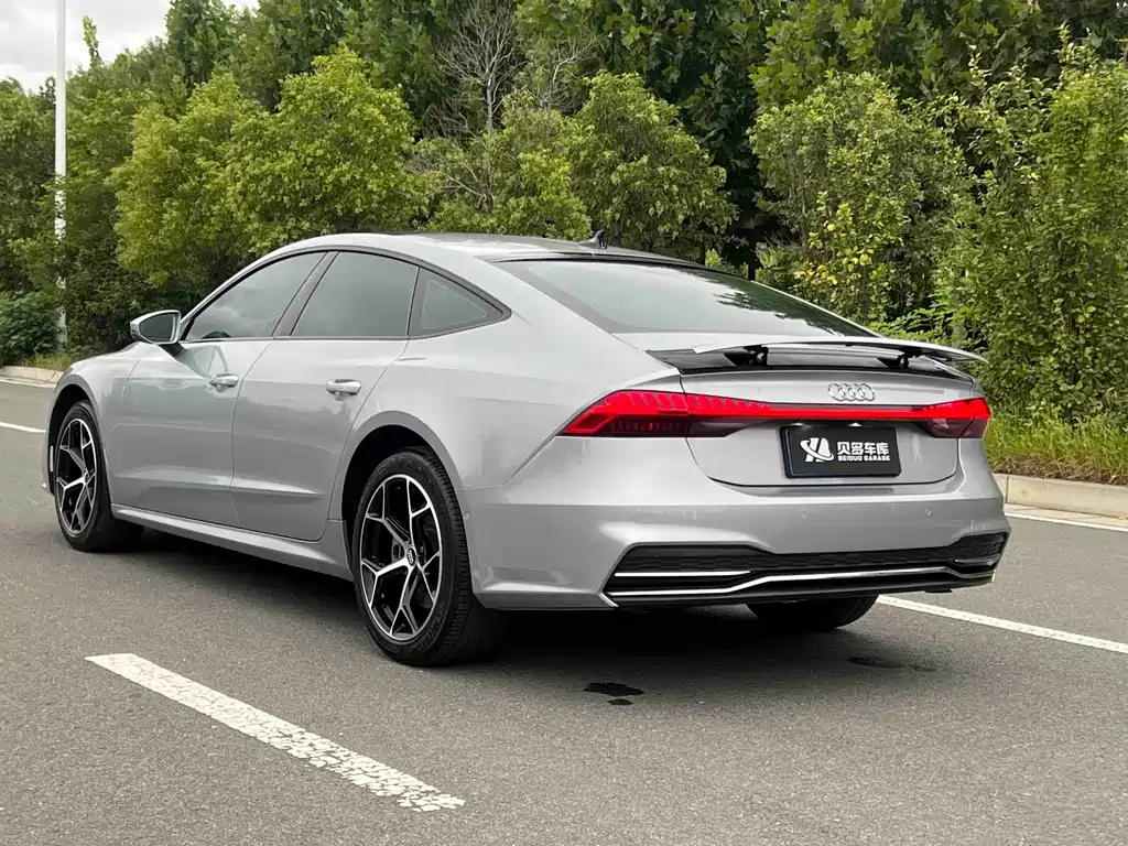 Audi A7 — фото 2