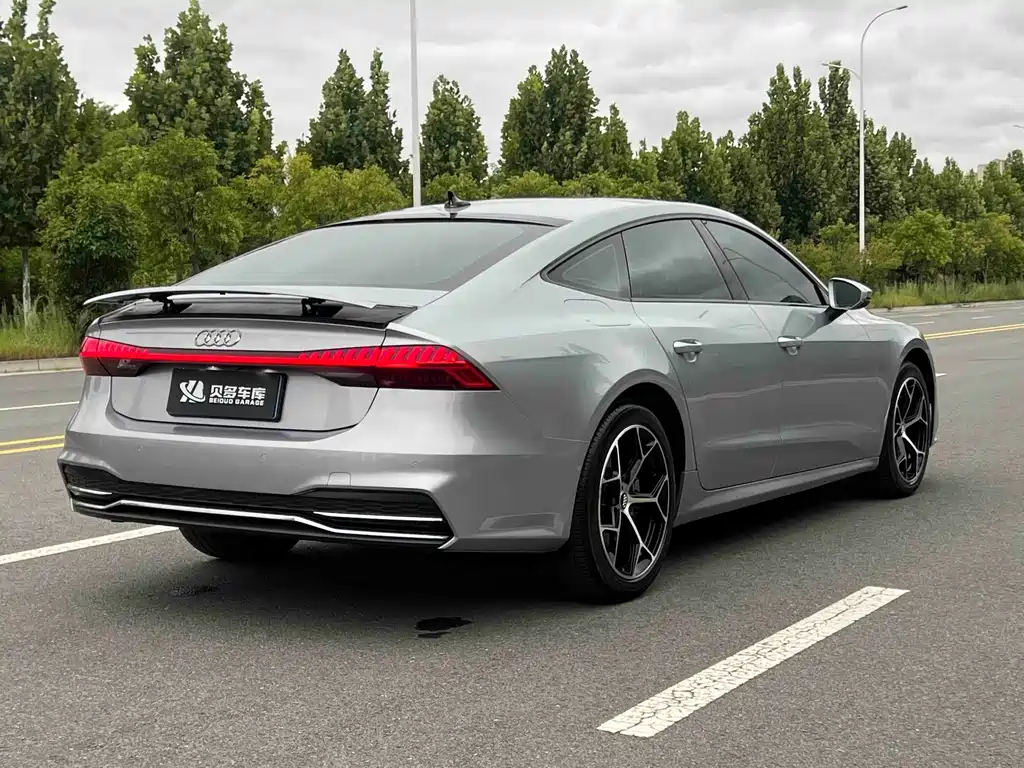 Audi A7 — фото 5
