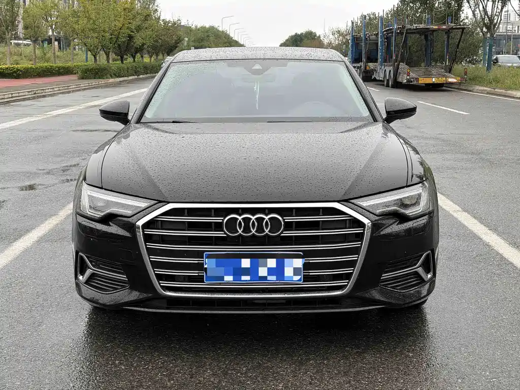 Audi A6L — фото 2