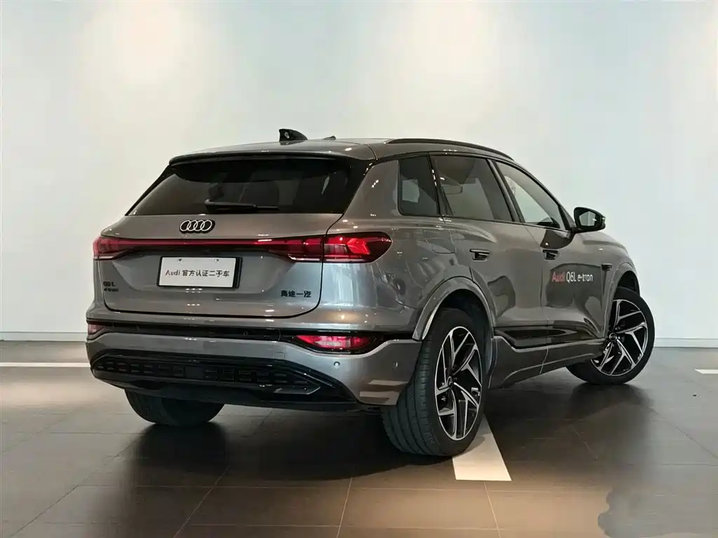 Audi Q6L e-tron — фото 4
