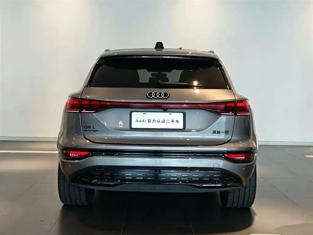 Audi Q6L e-tron — фото 5