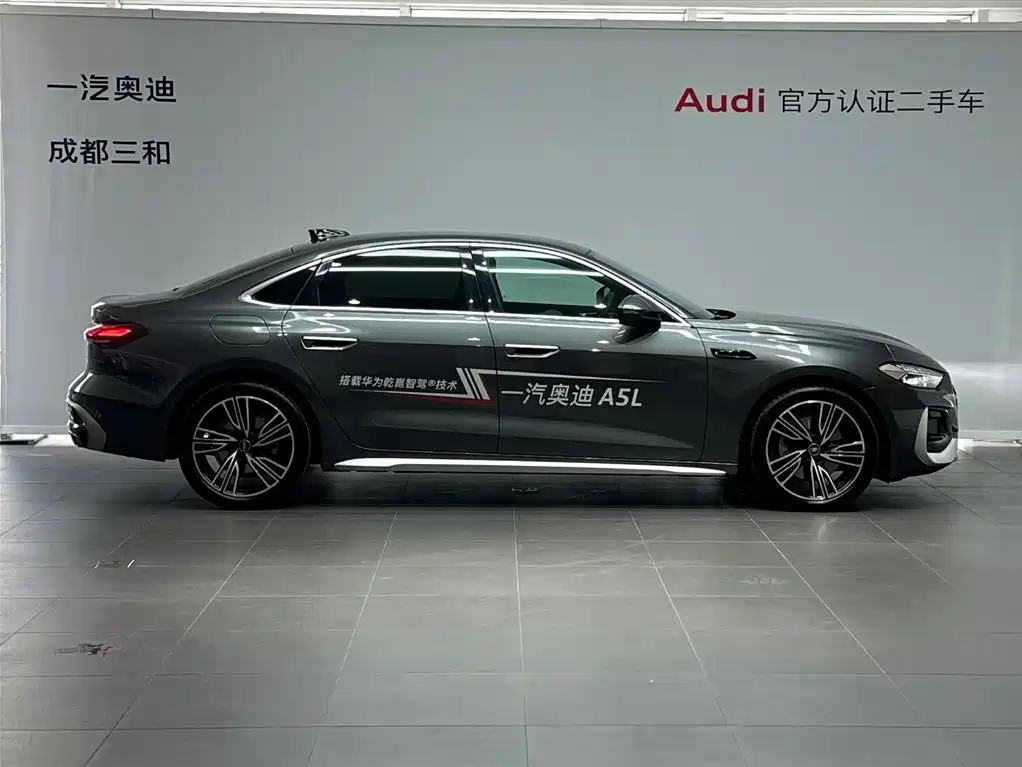 Audi A5L — фото 3