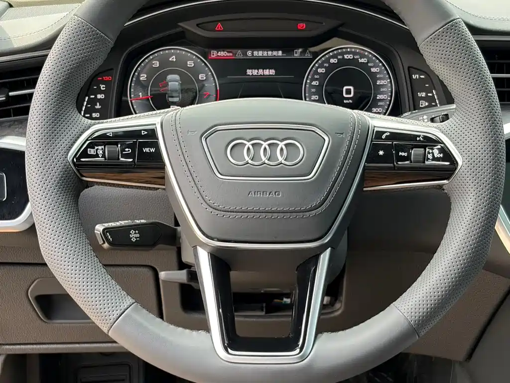 Audi A6L — фото 9