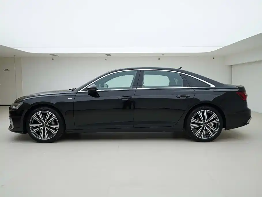 Audi A6L — фото 3