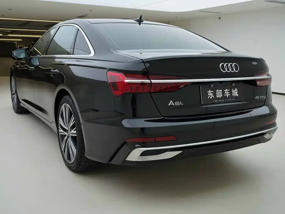 Audi A6L — фото 4