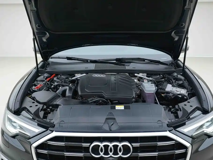 Audi A6L — фото 6