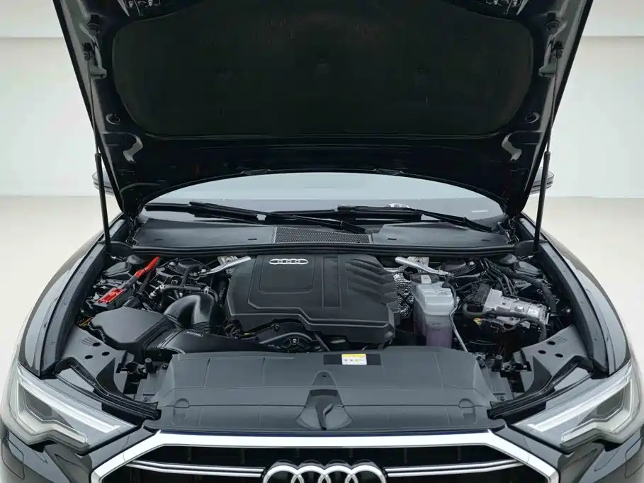 Audi A6L — фото 6