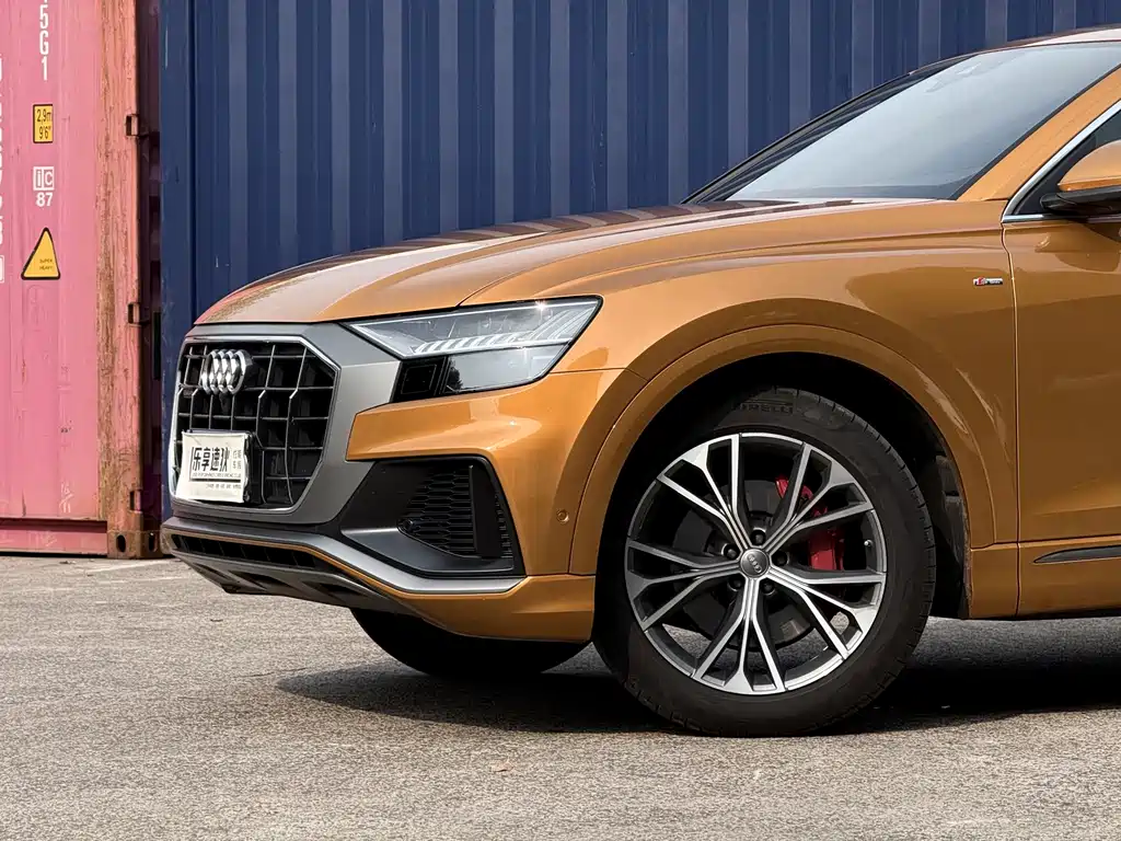 Audi Q8 — фото 2