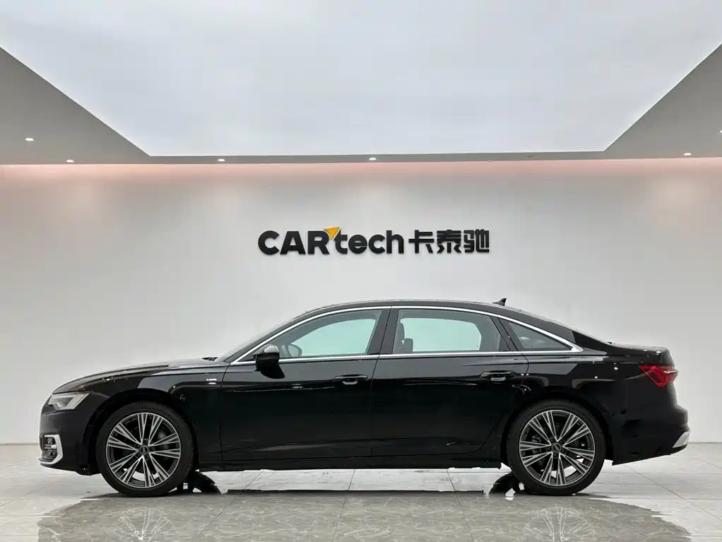 Audi A6L — фото 2