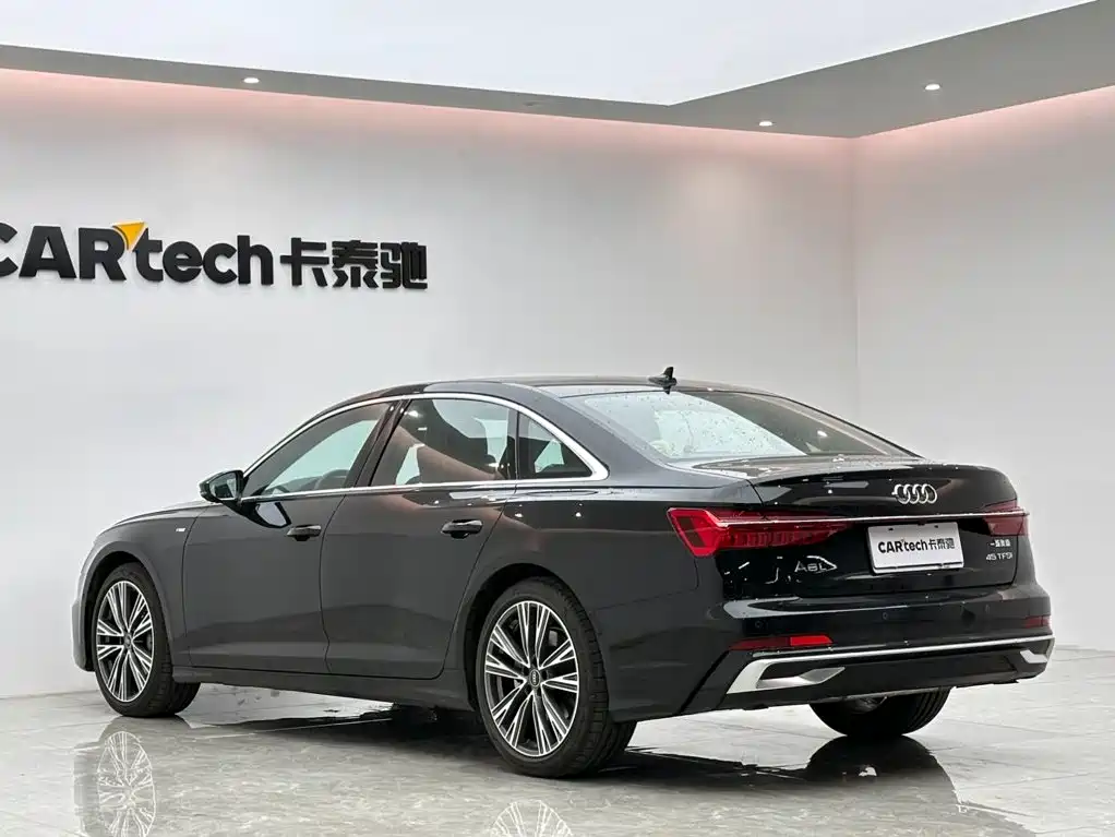 Audi A6L — фото 3