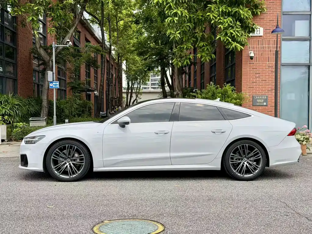 Audi A7 — фото 6